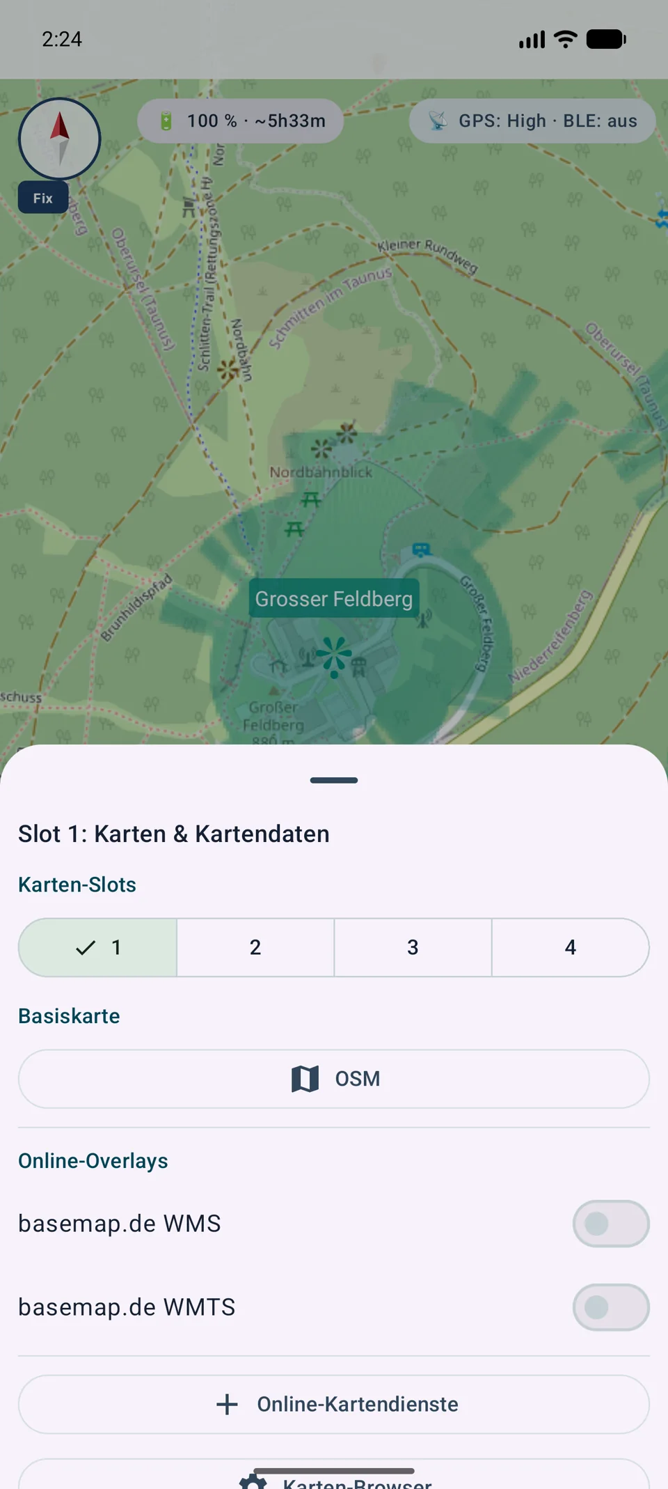 Kartenslot mit Online-Overlays und Diensten